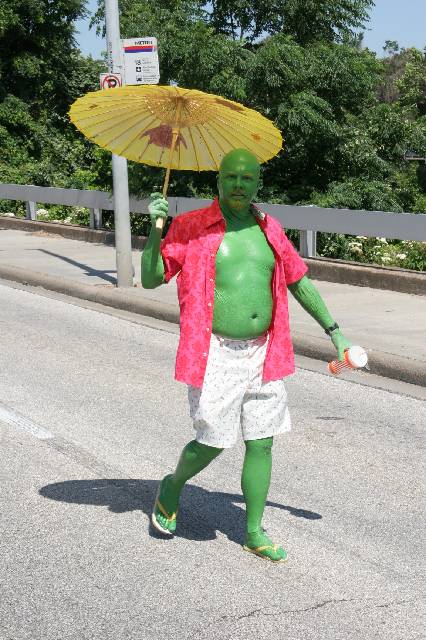 v2006_ArtCar_3_Parade 083 
